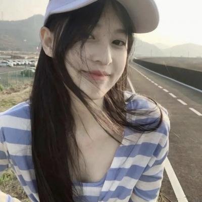 火车上的女孩2021